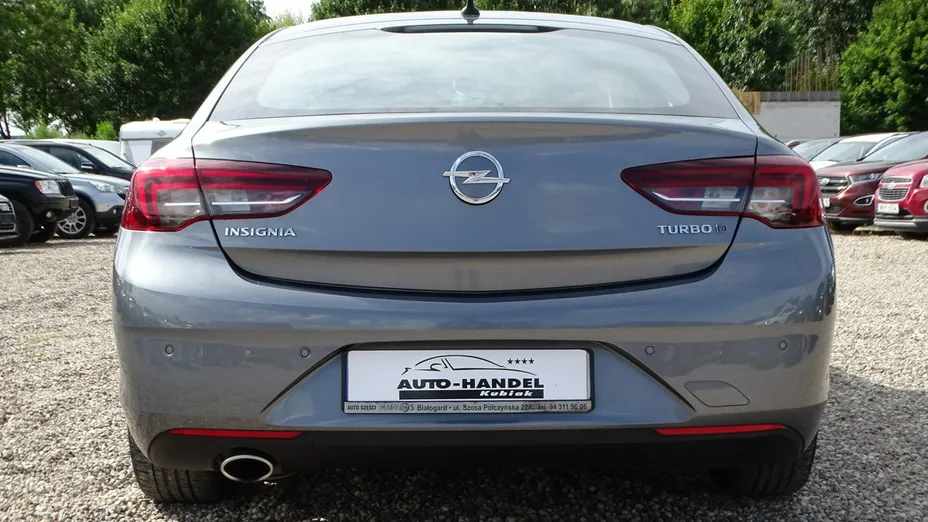 OPEL Insignia -