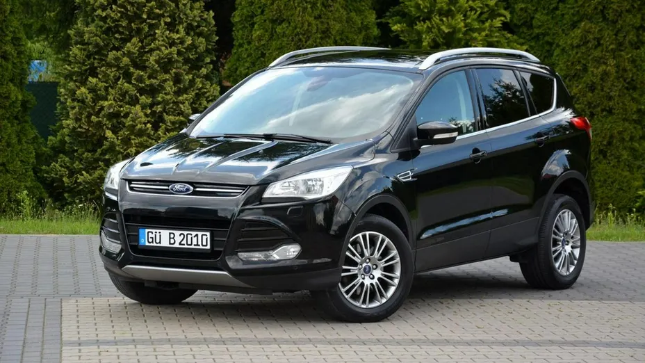 FORD Kuga -