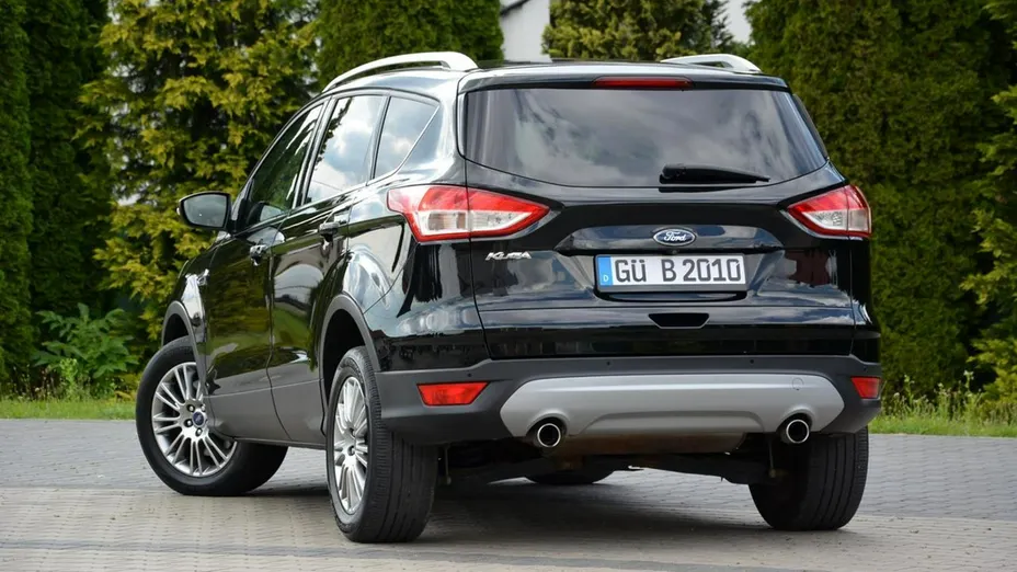 FORD Kuga -