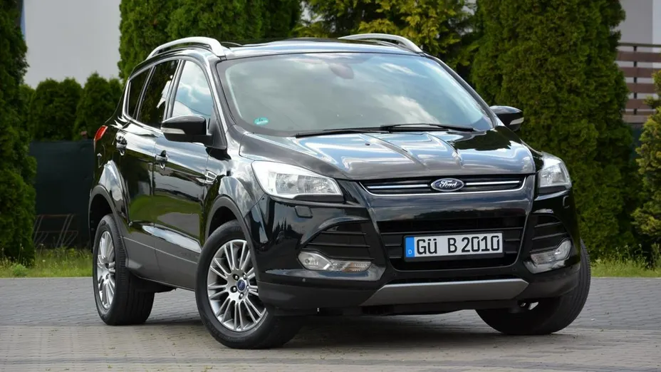 FORD Kuga -