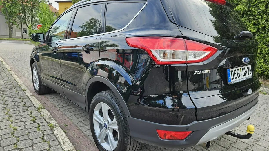 FORD Kuga -