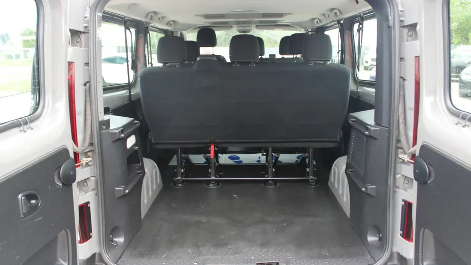 RENAULT Trafic -