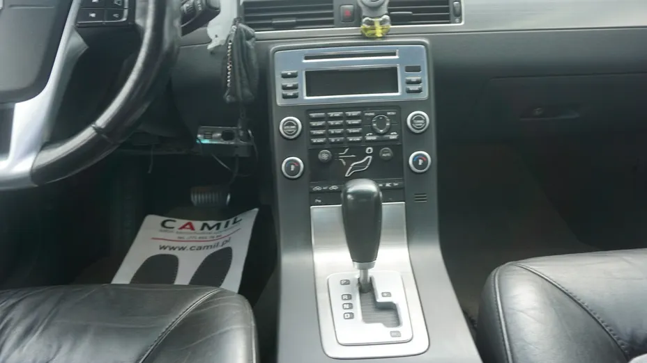 VOLVO S80 -