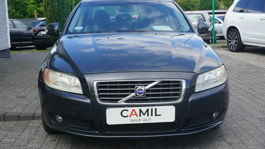 VOLVO S80 -