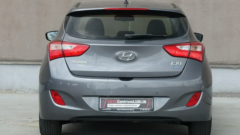 HYUNDAI i30 -