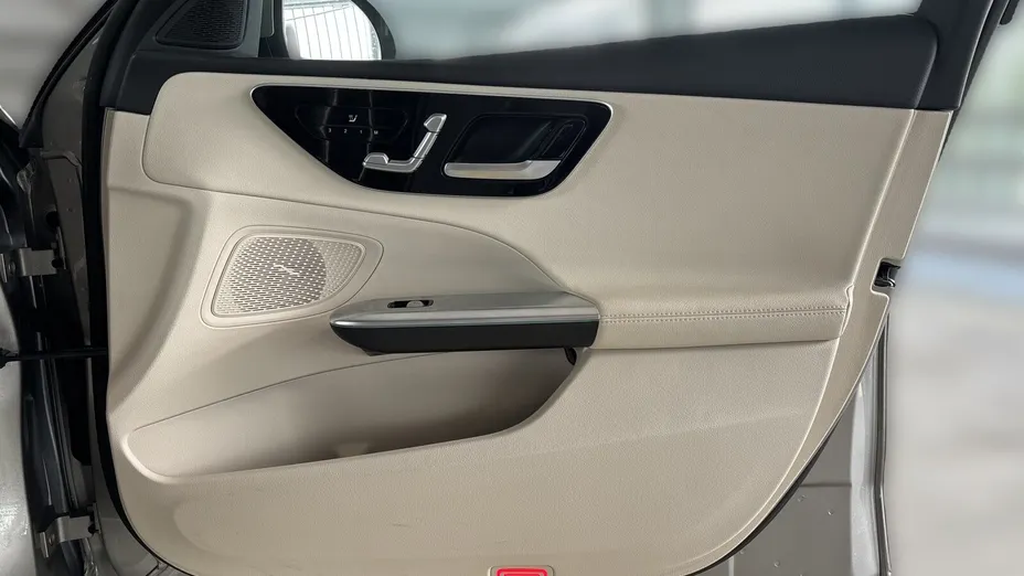 MERCEDES-BENZ C Klasa C 220 d mHEV 4-Matic Avantgarde