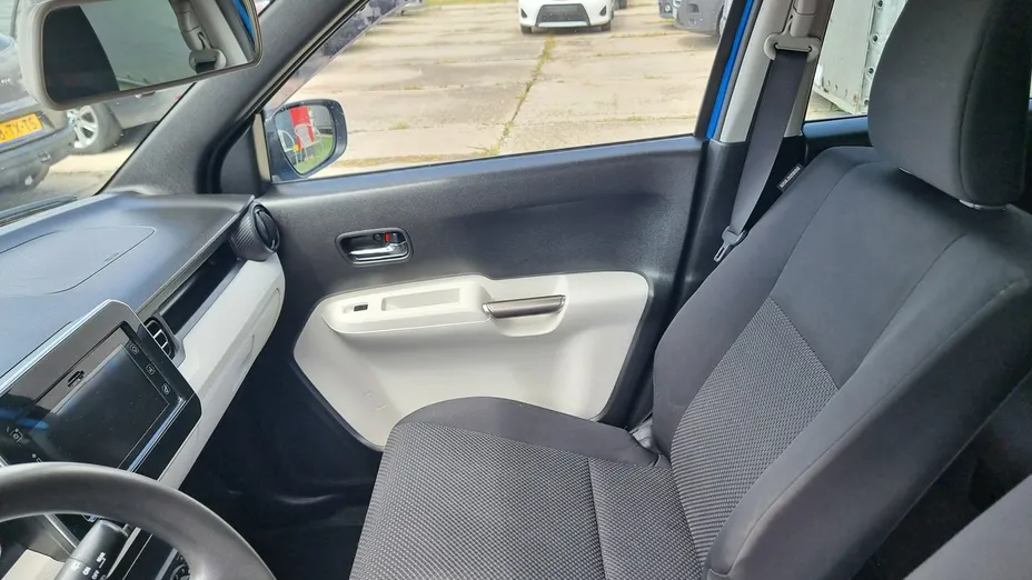 SUZUKI Ignis -