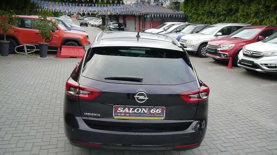 OPEL Insignia -