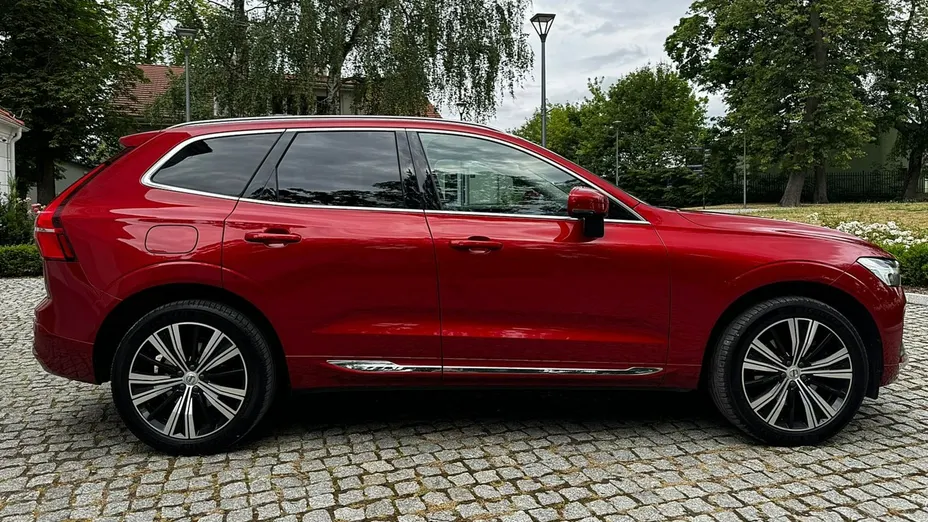 VOLVO XC60 -