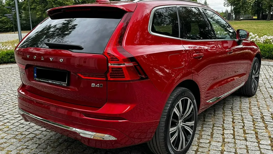 VOLVO XC60 -