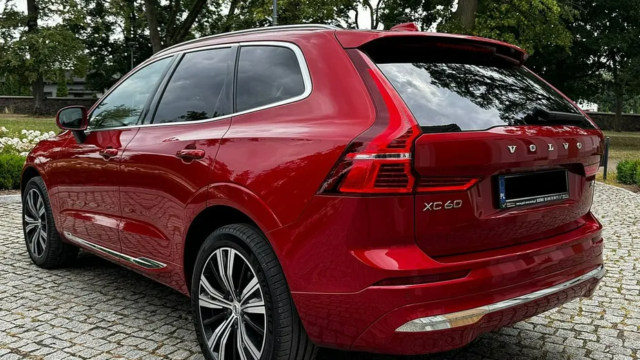 VOLVO XC60 -