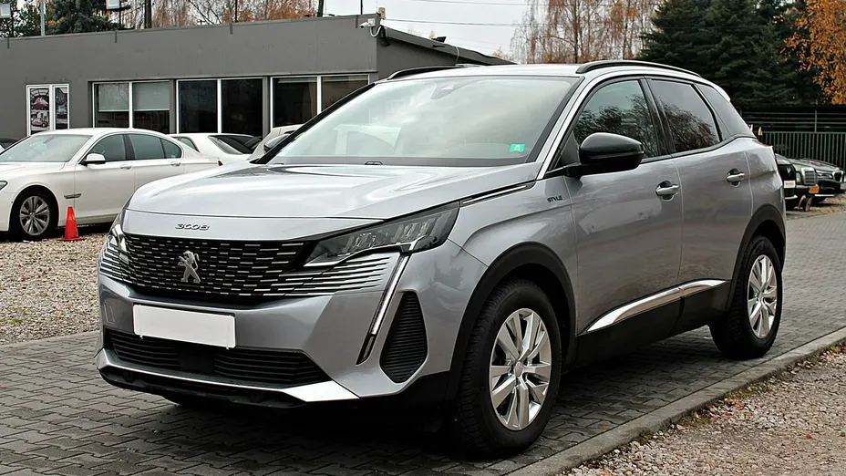 PEUGEOT 3008 -
