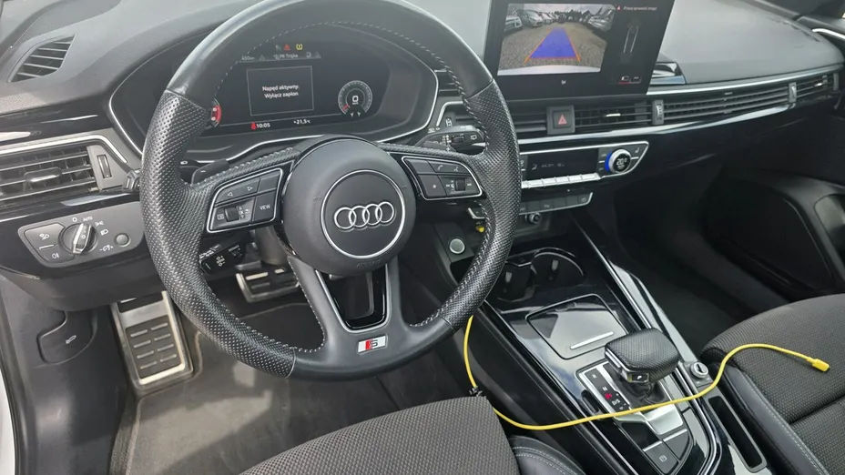 AUDI A4 -