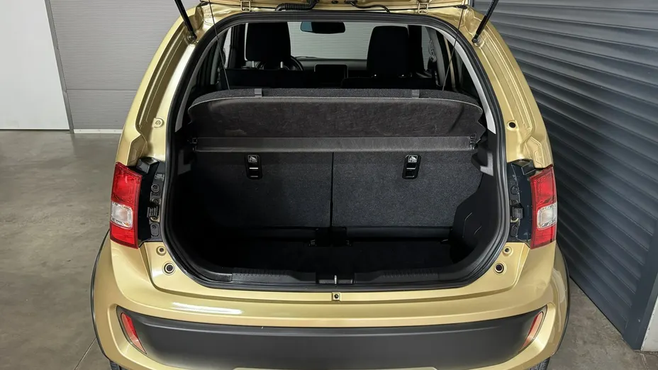 SUZUKI Ignis -