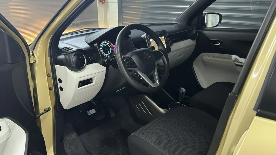 SUZUKI Ignis -