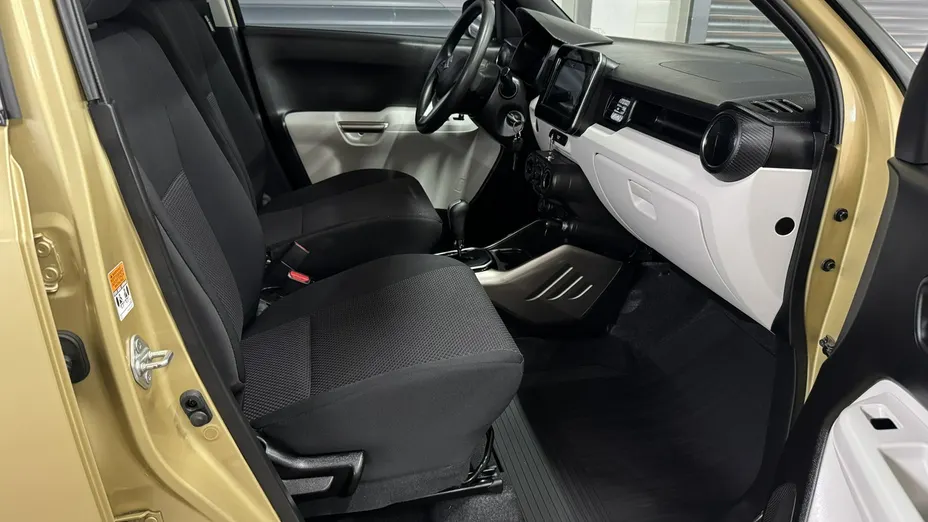 SUZUKI Ignis -