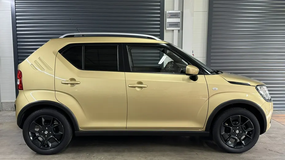 SUZUKI Ignis -