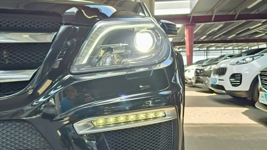MERCEDES-BENZ GL -