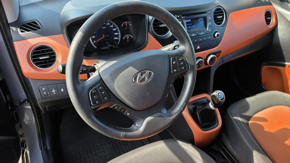 HYUNDAI i10 -