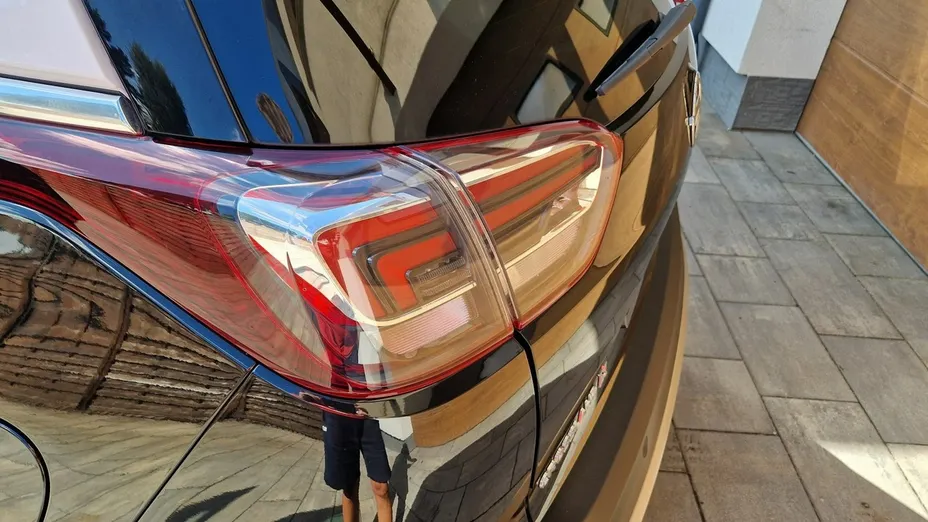 OPEL Crossland X -