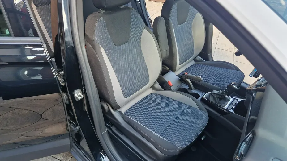 OPEL Crossland X -