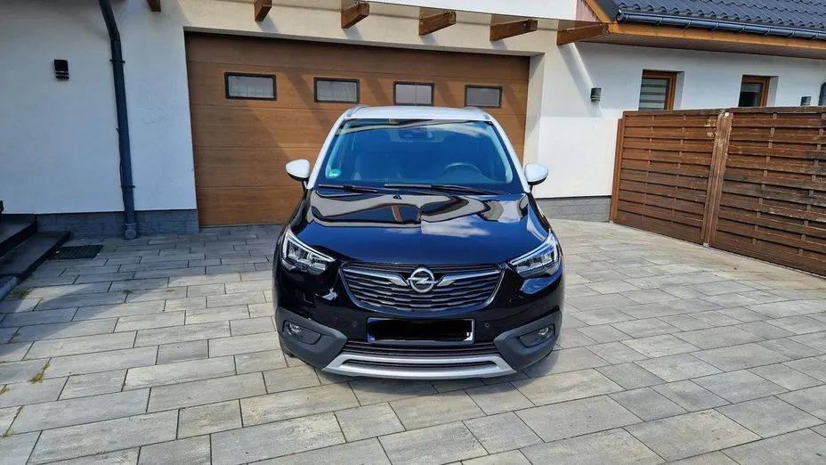 OPEL Crossland X -