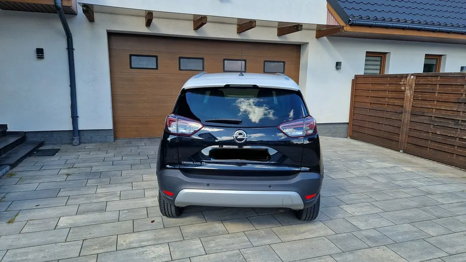 OPEL Crossland X -