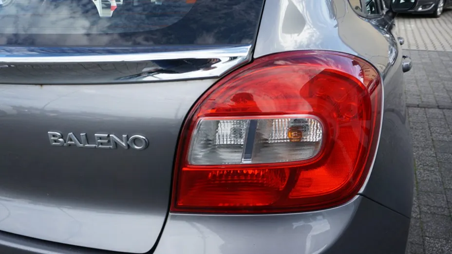 SUZUKI Baleno -