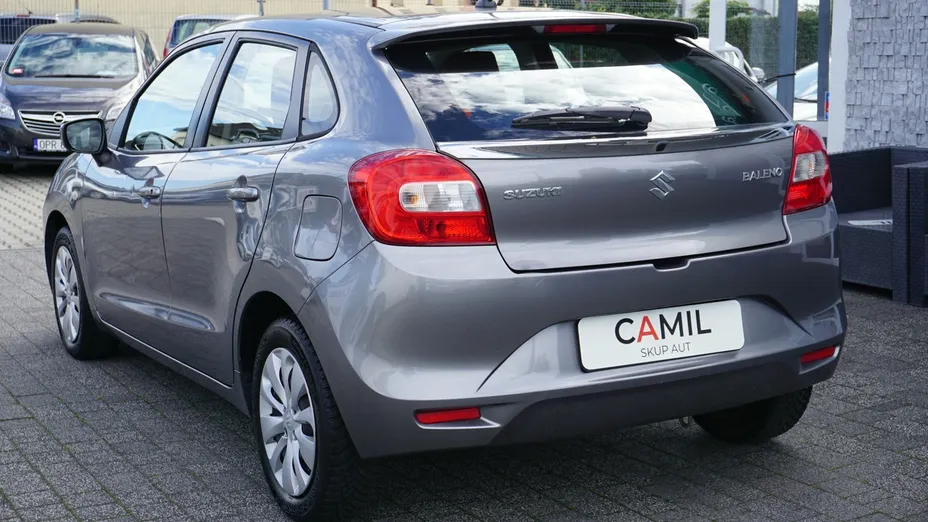 SUZUKI Baleno -