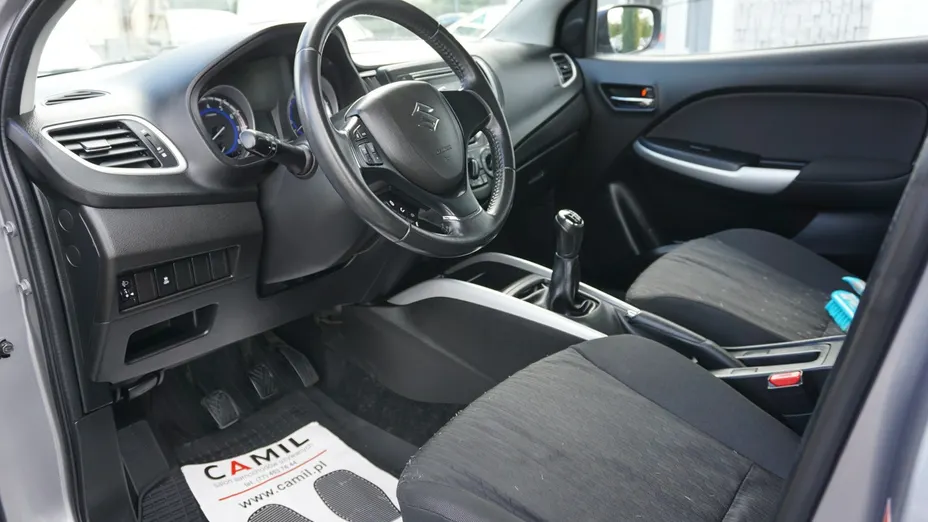 SUZUKI Baleno -