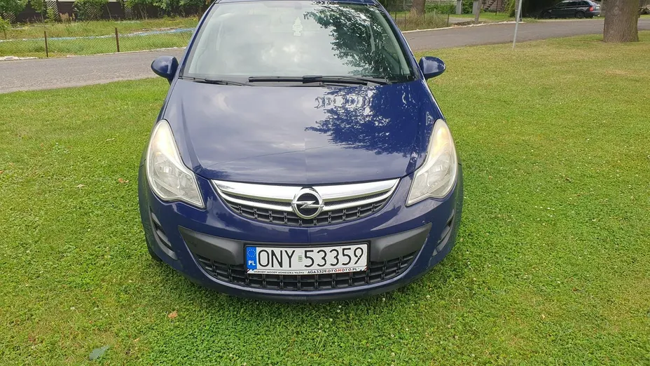OPEL Corsa -
