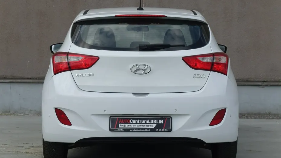 HYUNDAI i30 -