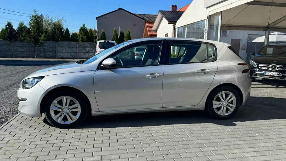 PEUGEOT 308 -
