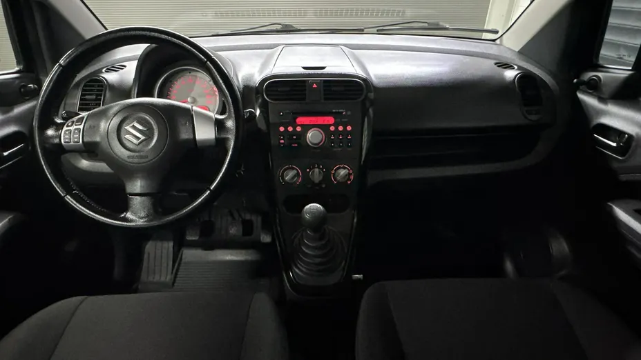 SUZUKI Splash -