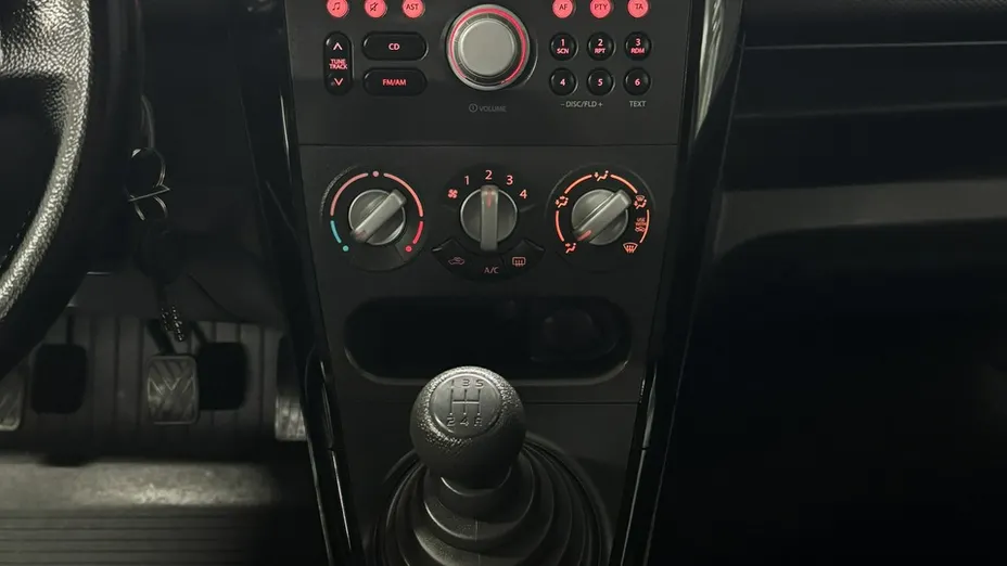 SUZUKI Splash -