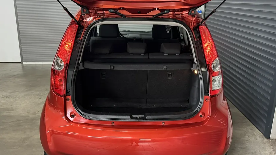 SUZUKI Splash -