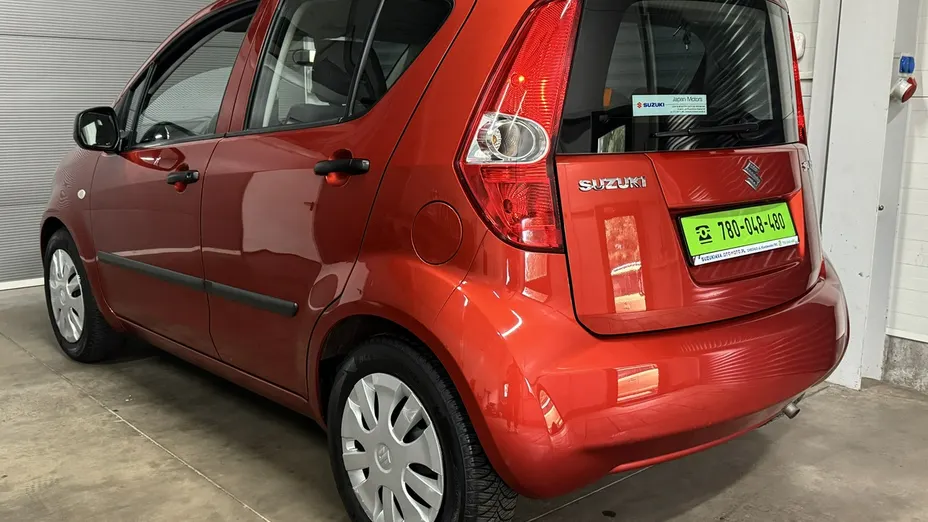 SUZUKI Splash -