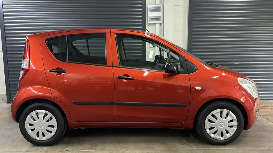 SUZUKI Splash -