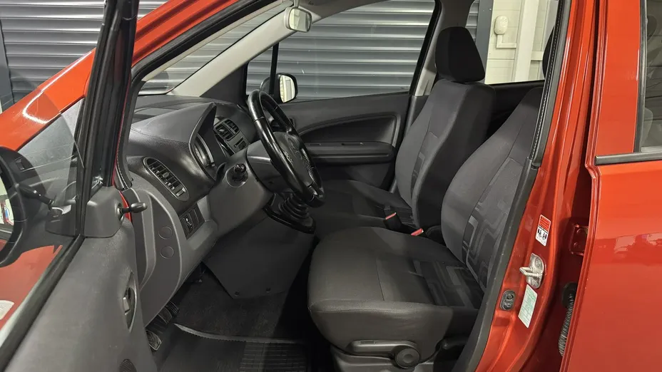 SUZUKI Splash -