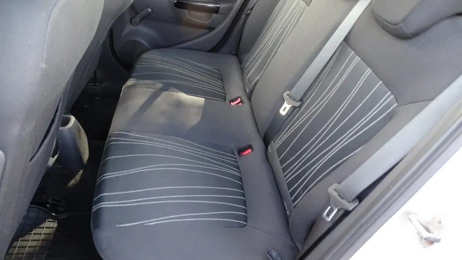 OPEL Corsa -
