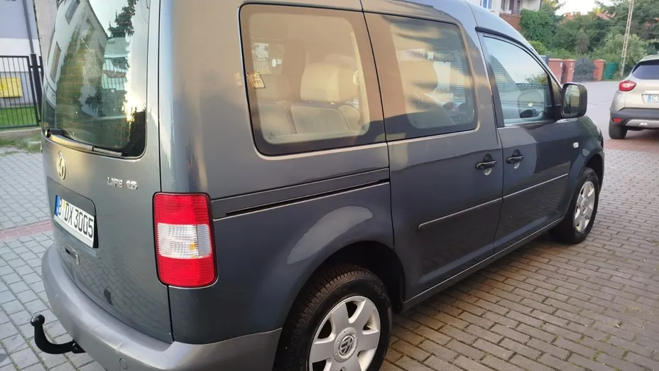 VOLKSWAGEN Caddy -