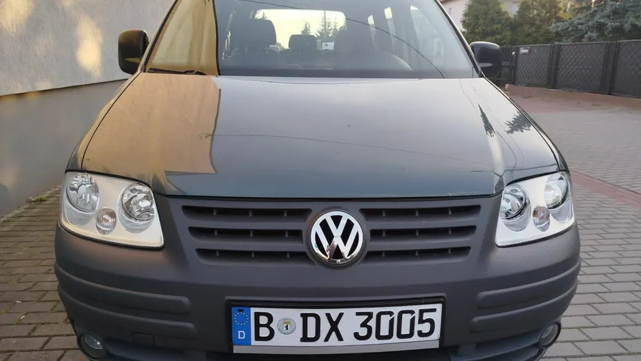 VOLKSWAGEN Caddy -