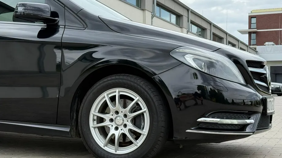 MERCEDES-BENZ B Klasa -