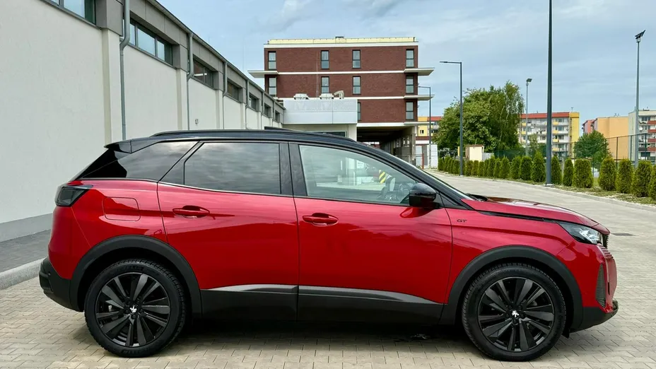 PEUGEOT 3008 -