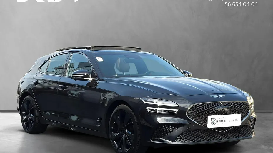 Genesis G70 -