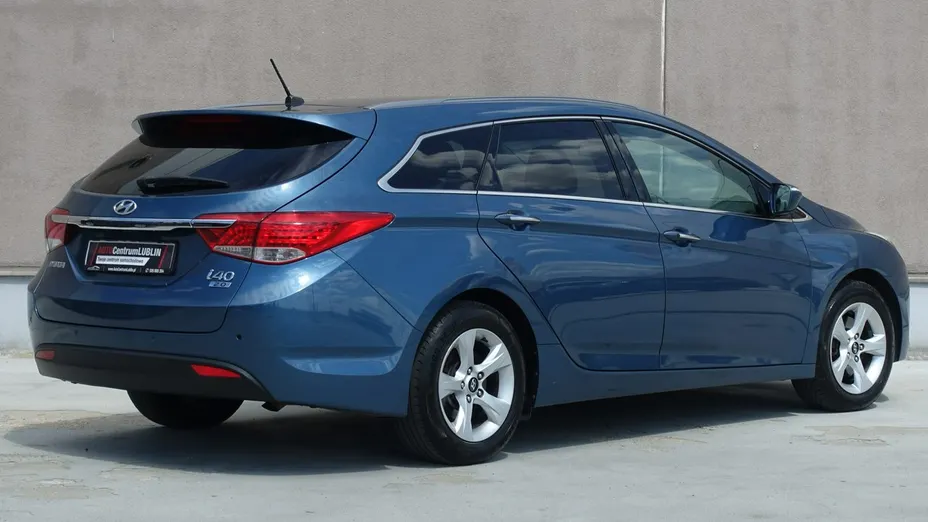 HYUNDAI i40 -