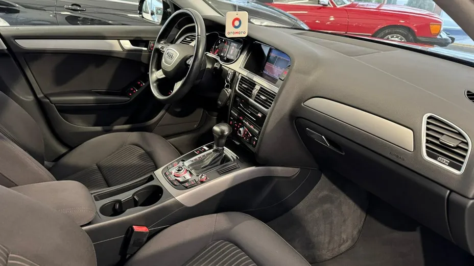 AUDI A4 -