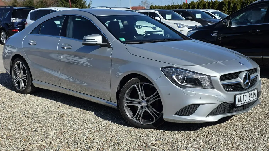 MERCEDES-BENZ CLA -