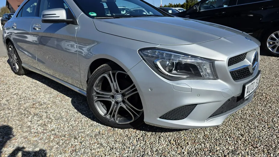 MERCEDES-BENZ CLA -
