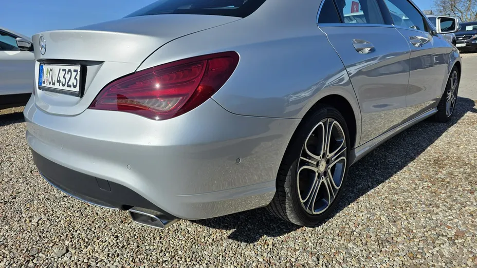 MERCEDES-BENZ CLA -